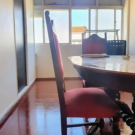 Tr House Guest house *