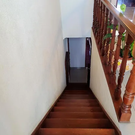Tr House Guest house